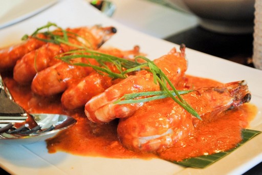 Sugpo sa Tabang Talangka (PHP629) Tiger prawns cooked in crab fat and coconut cream